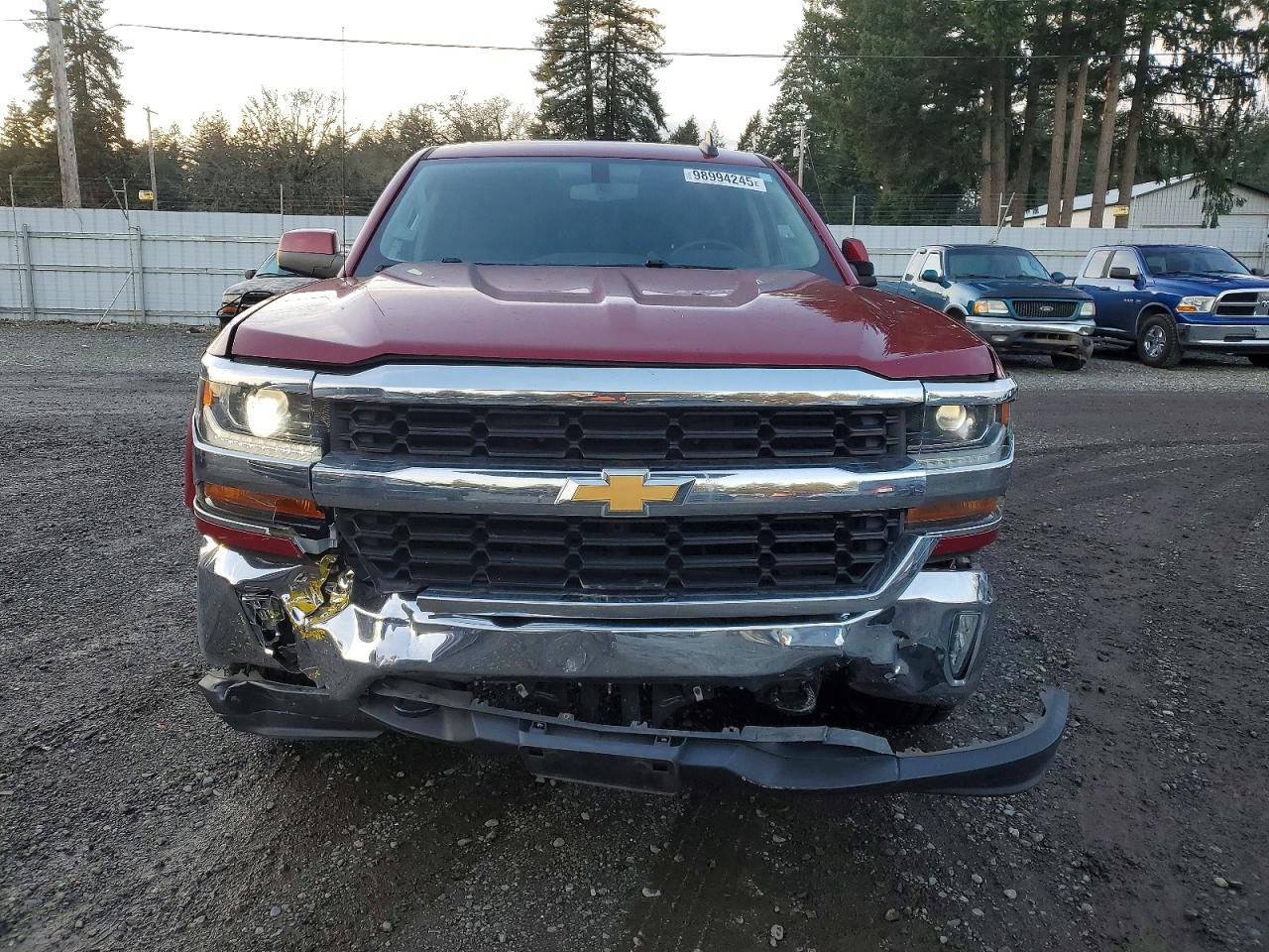 2018 CHEVROLET SILVERADO K1500 LT photo 5