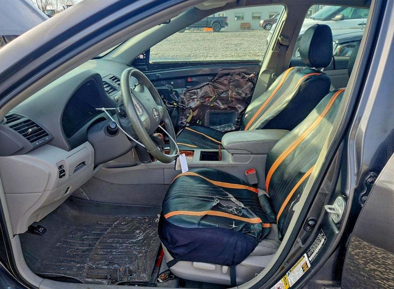 2010 TOYOTA CAMRY BASE photo 7