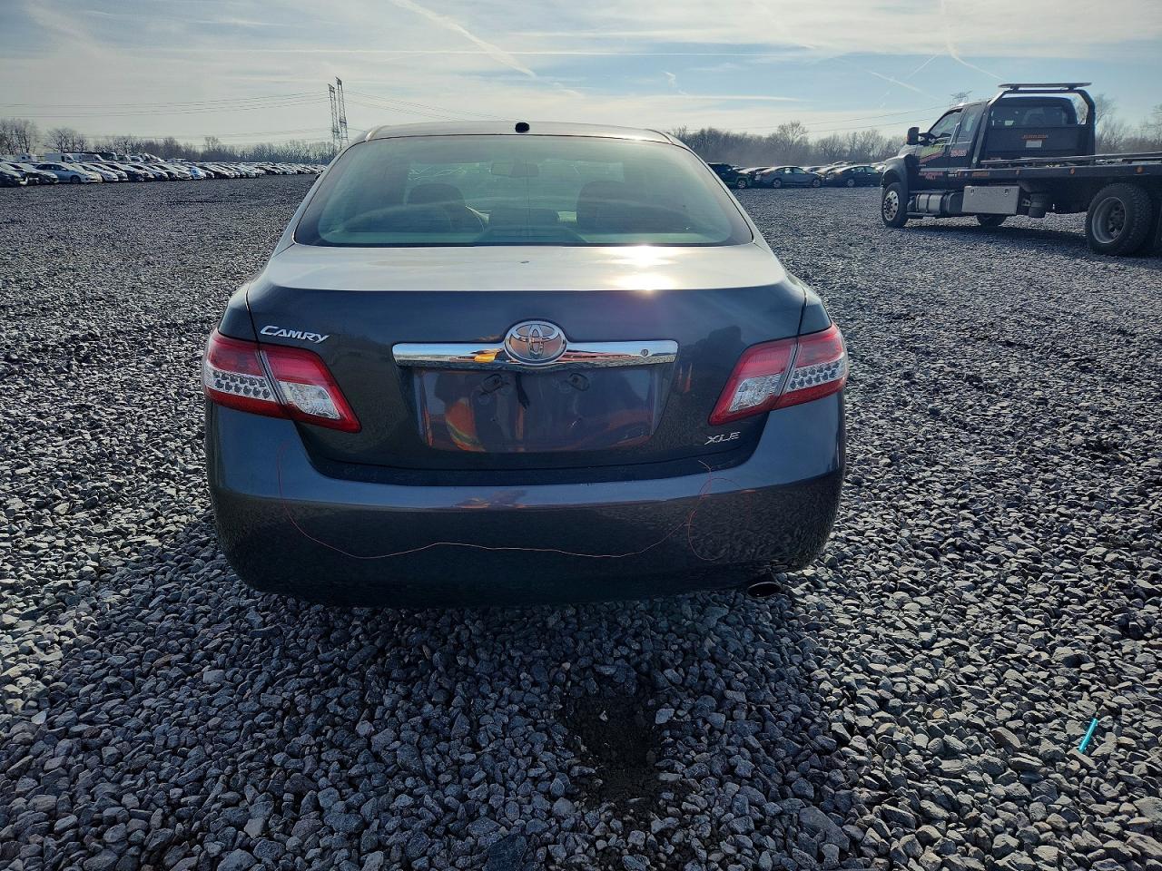 2010 TOYOTA CAMRY BASE photo 6