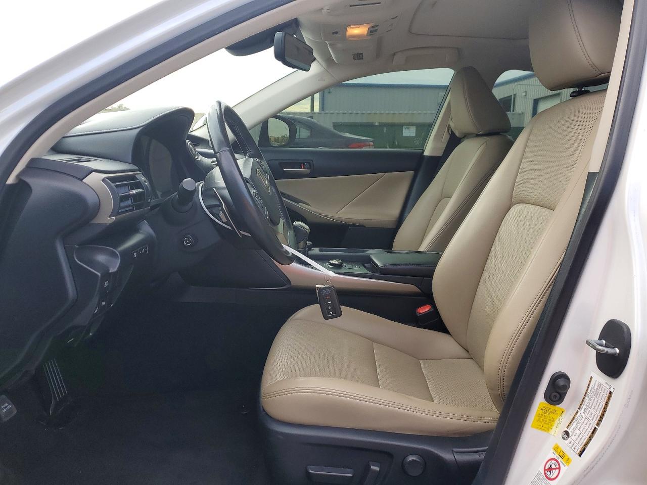 2019 LEXUS IS 300 photo 7