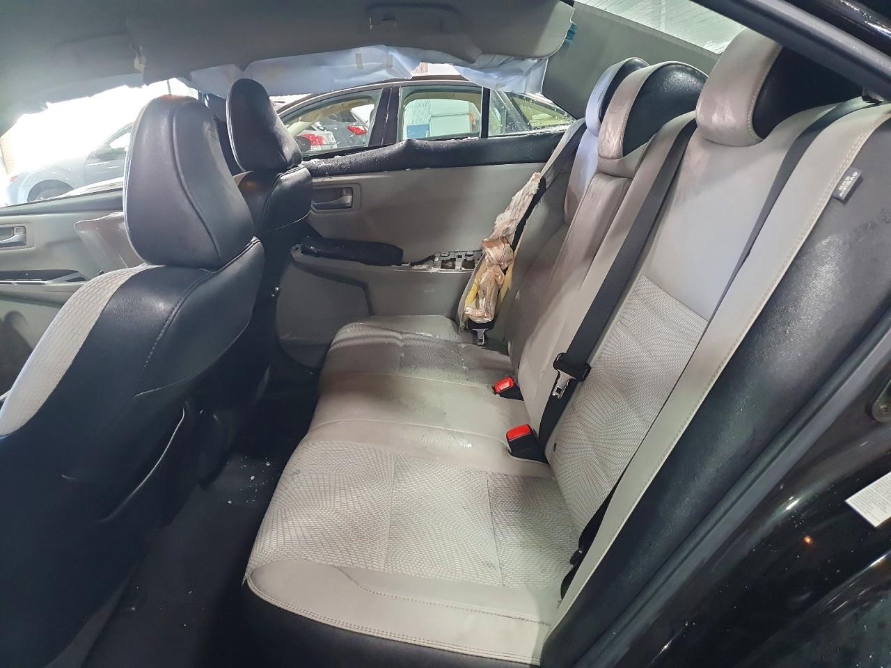 2017 TOYOTA CAMRY LE photo 10