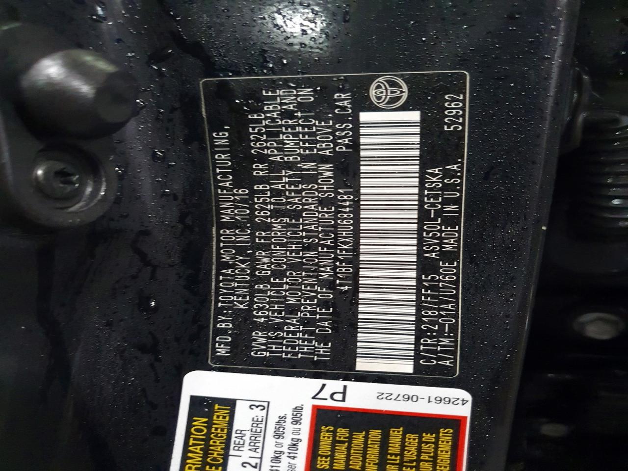 2017 TOYOTA CAMRY LE photo 12