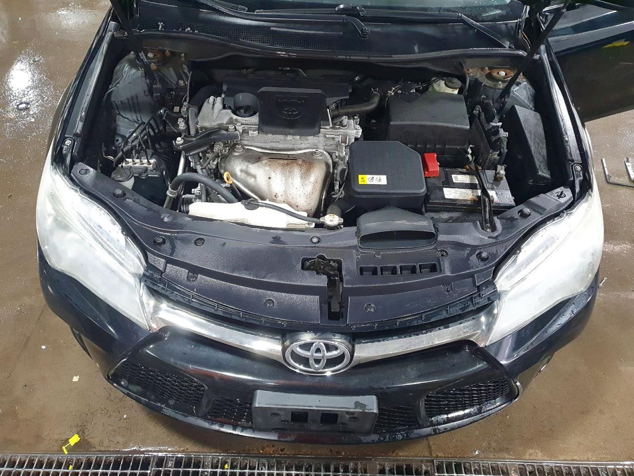2017 TOYOTA CAMRY LE photo 11