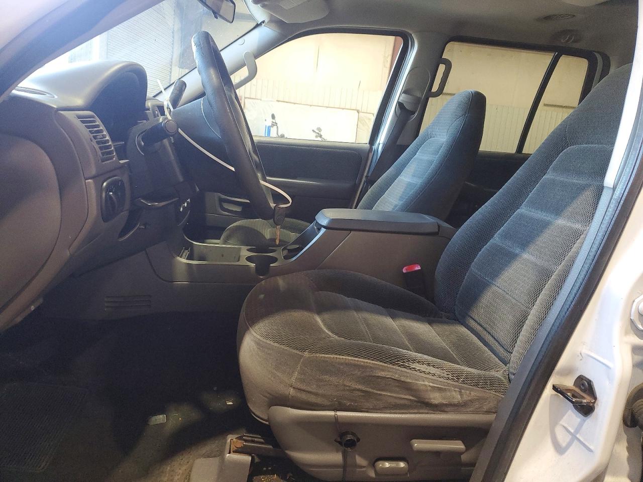 2002 FORD EXPLORER XLT photo 13