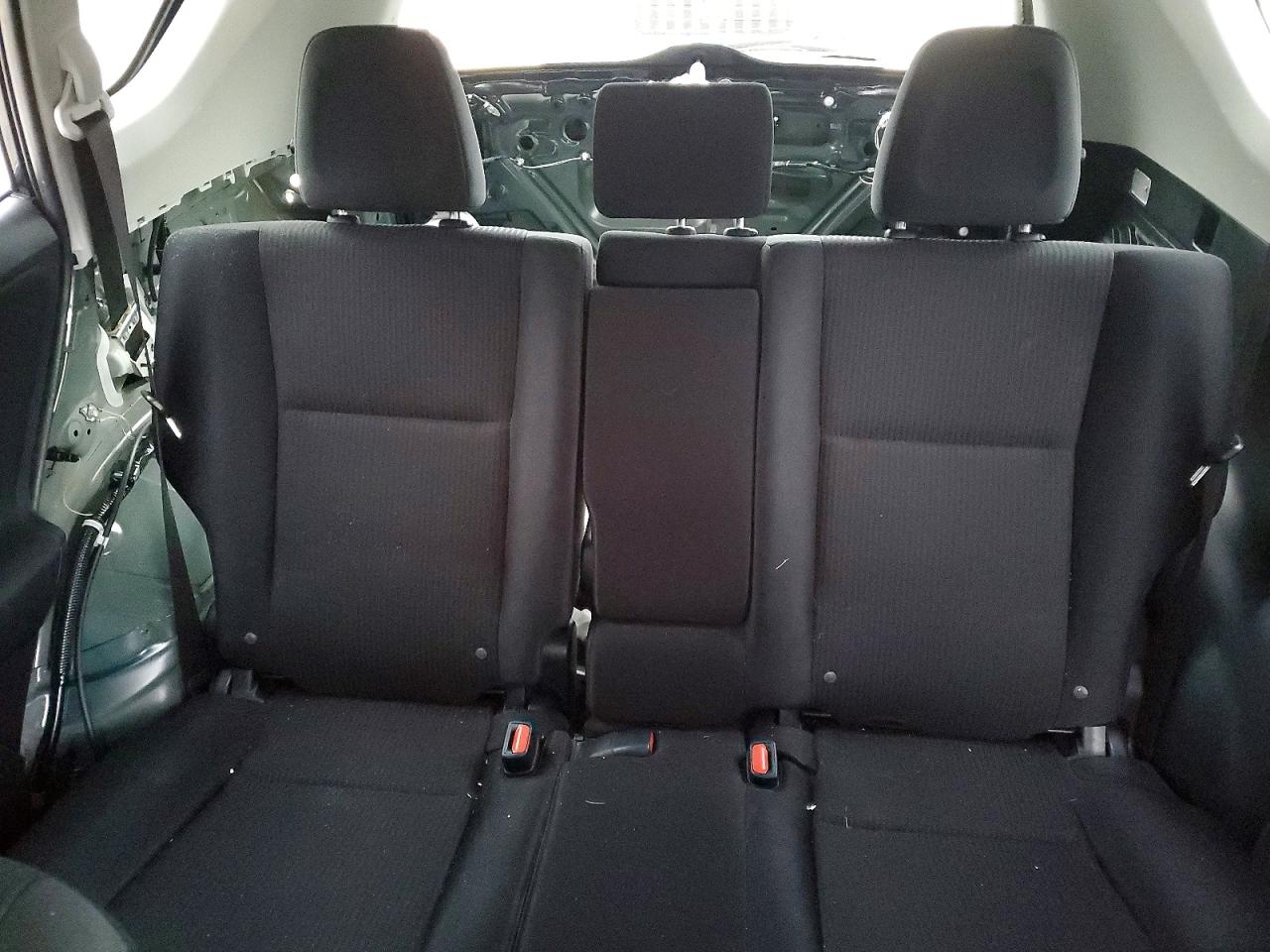 2018 TOYOTA RAV4 LE photo 10