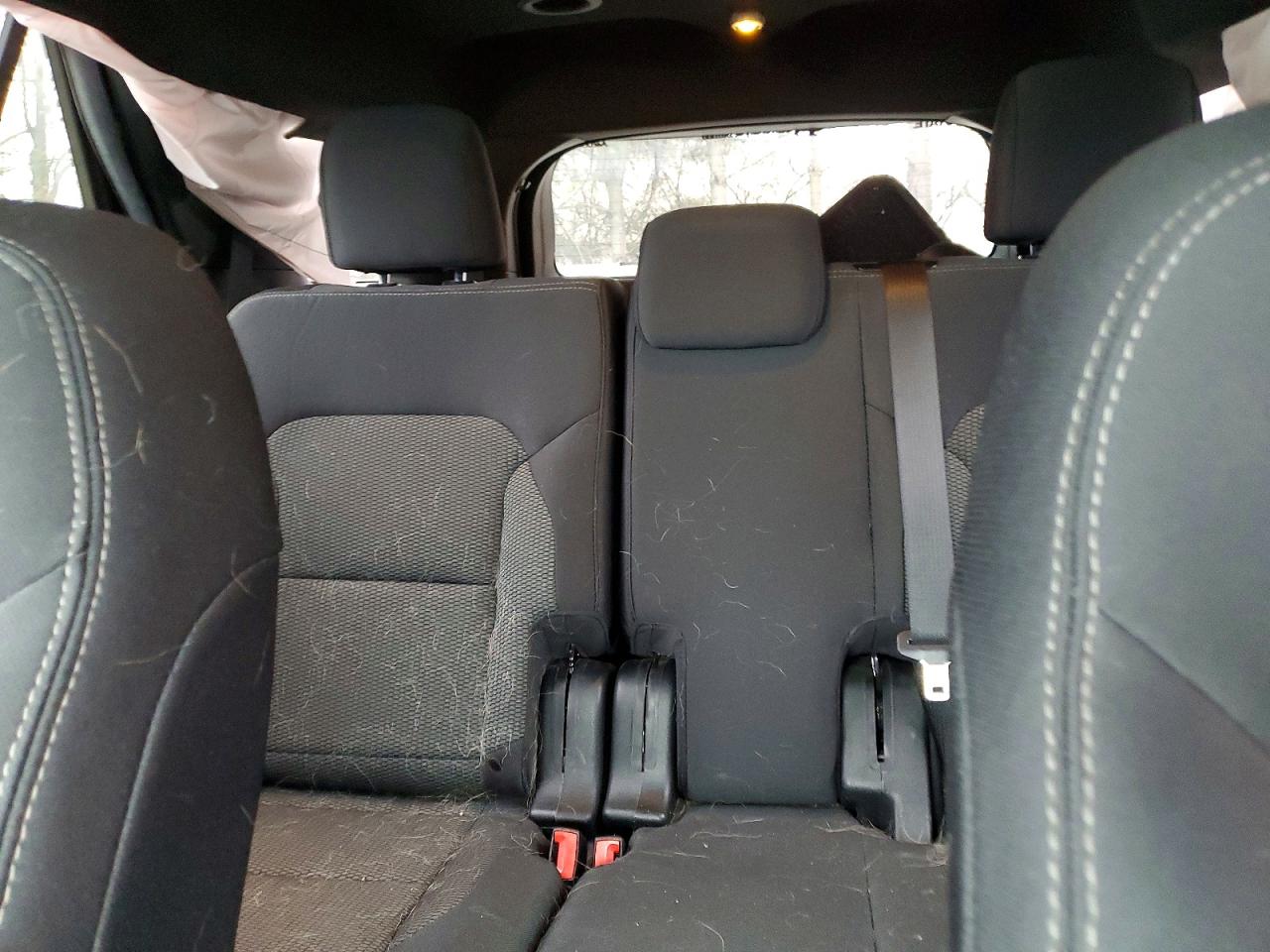 2019 FORD EXPLORER XLT photo 10