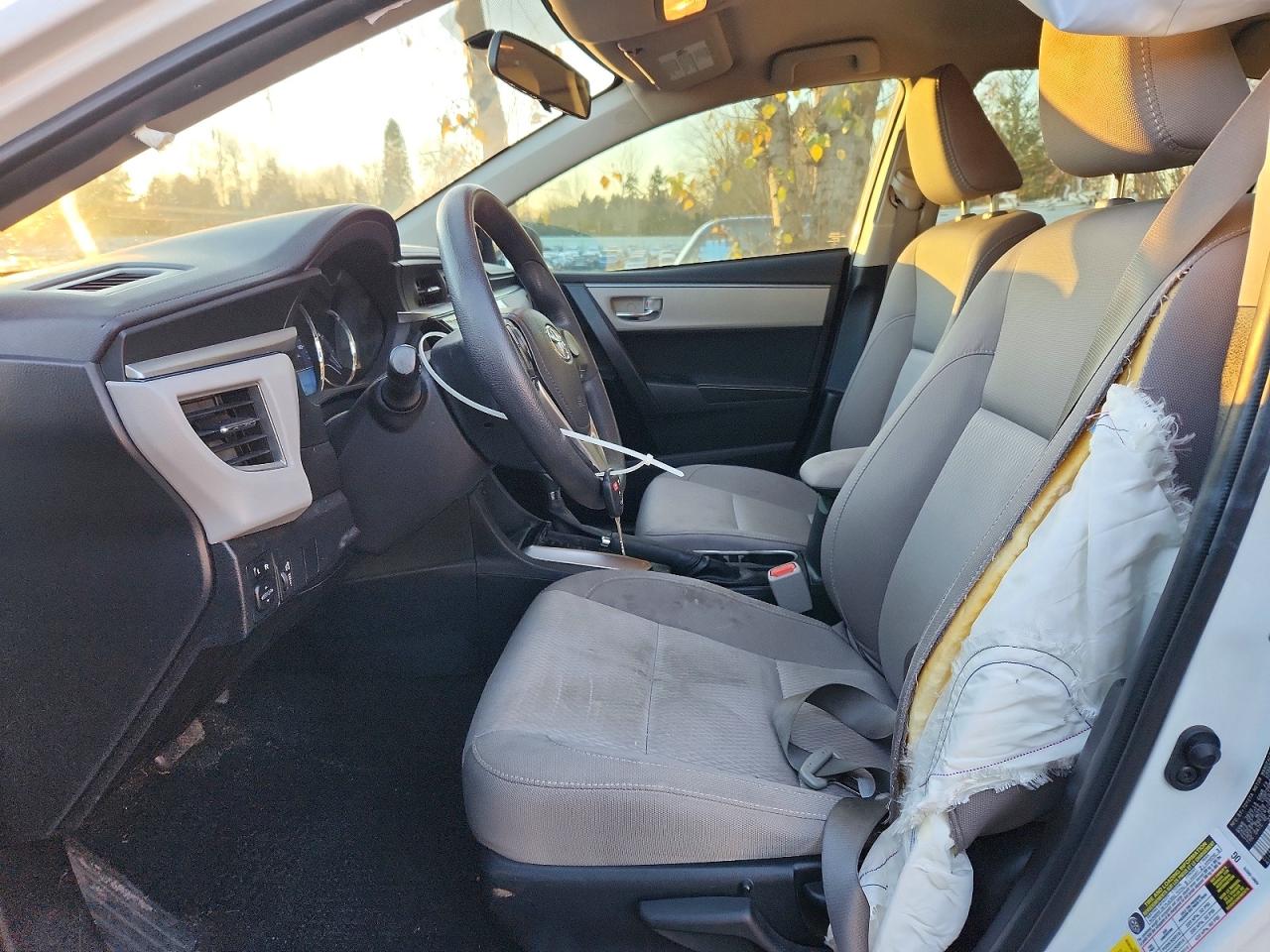 2016 TOYOTA COROLLA L photo 7