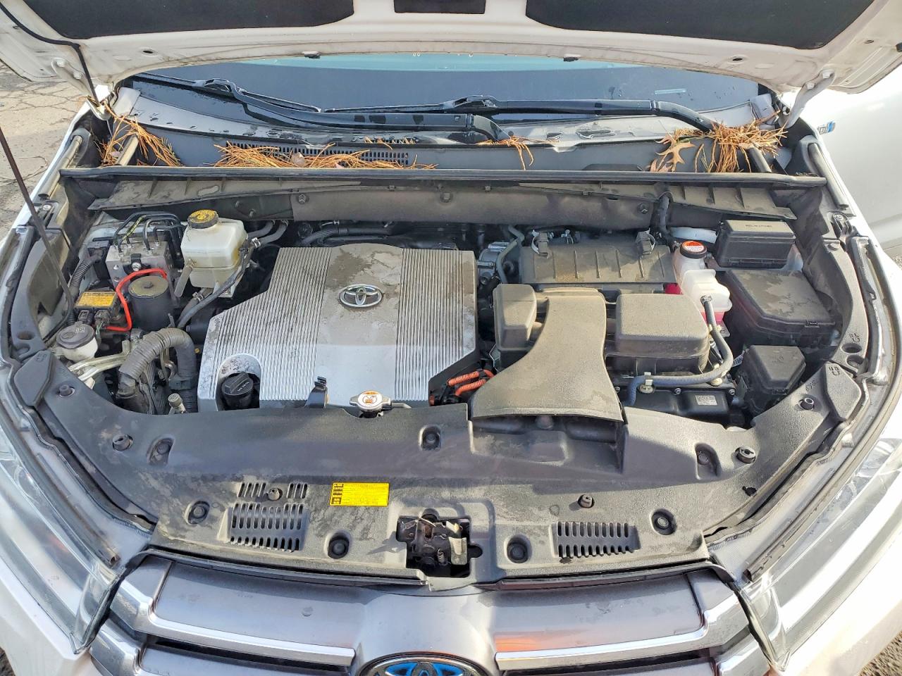 2017 TOYOTA HIGHLANDER HYBRID LIMITED photo 21