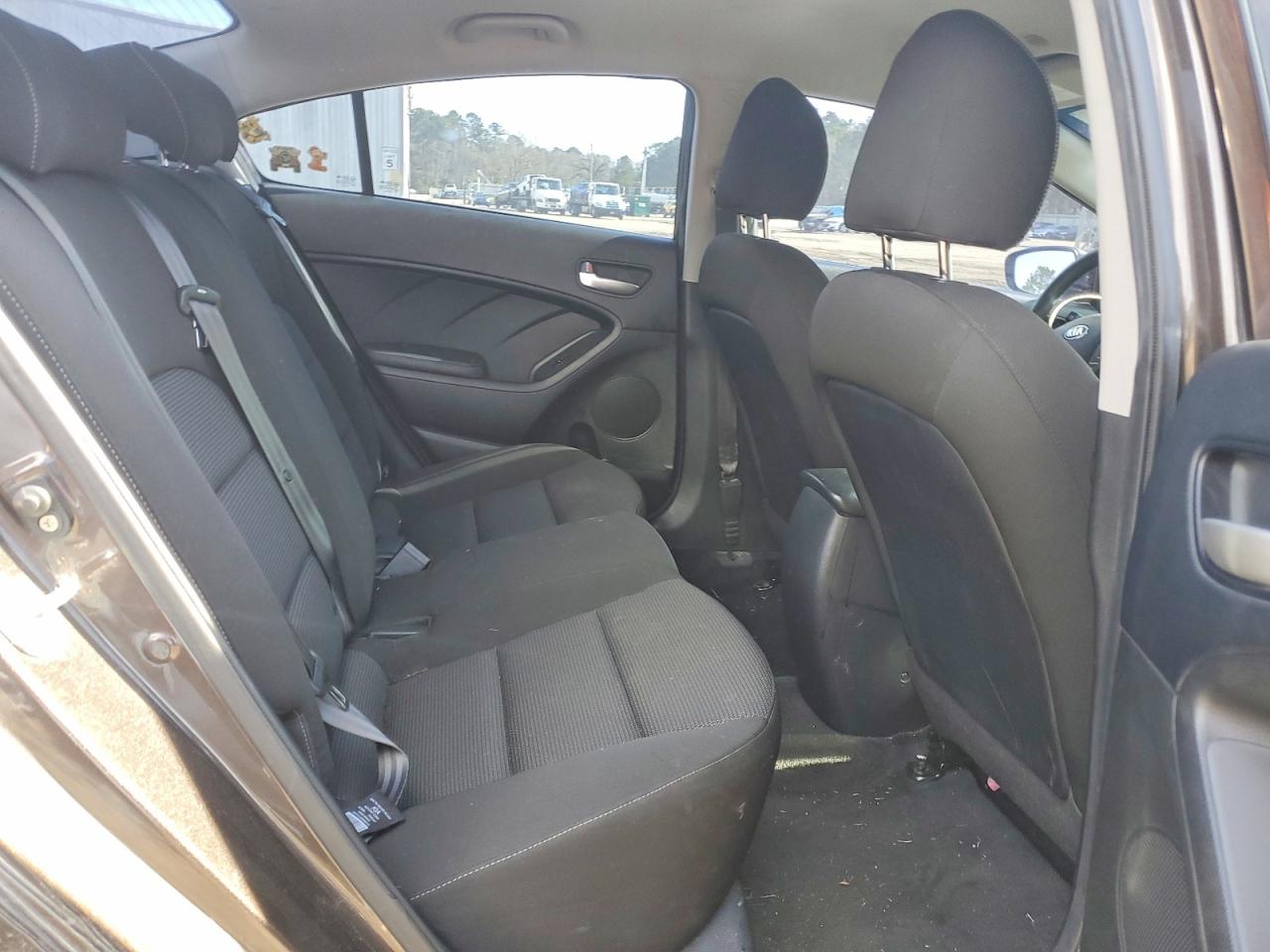 2017 KIA FORTE LX photo 10