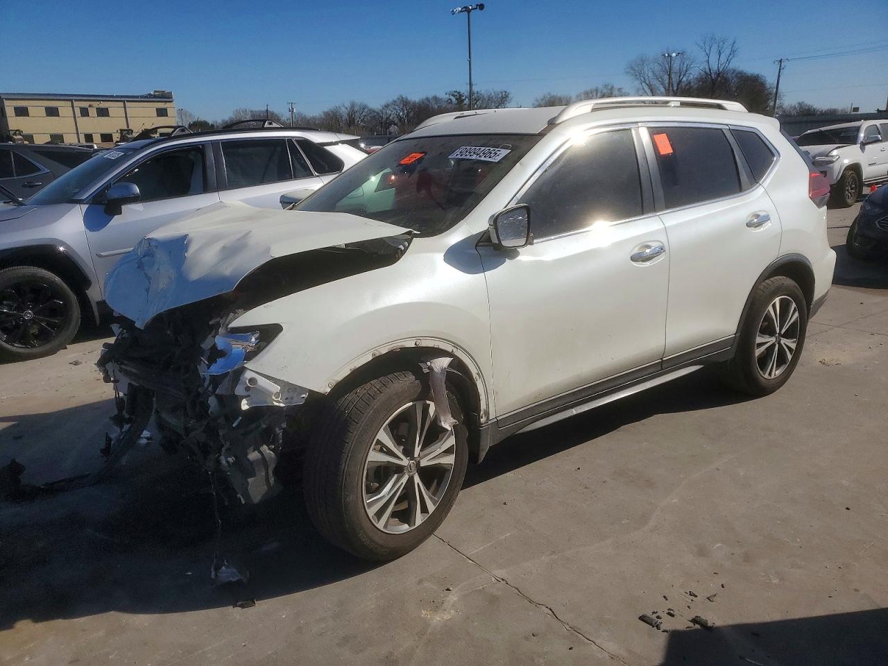 2019 NISSAN ROGUE