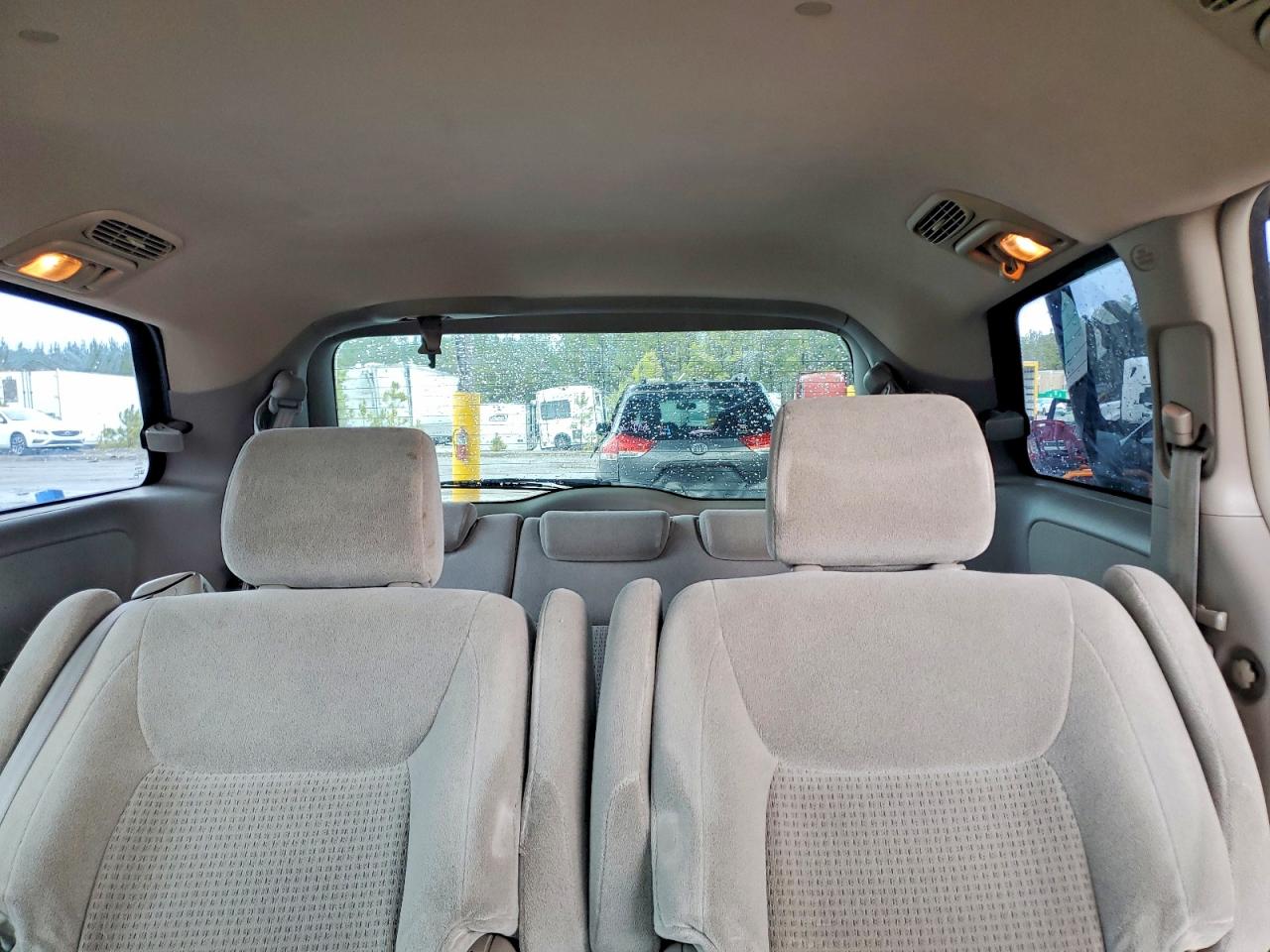 2008 TOYOTA SIENNA CE photo 10