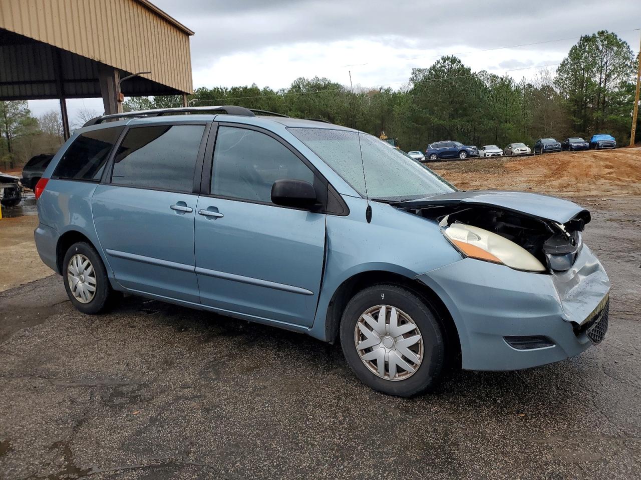 2008 TOYOTA SIENNA CE photo 4