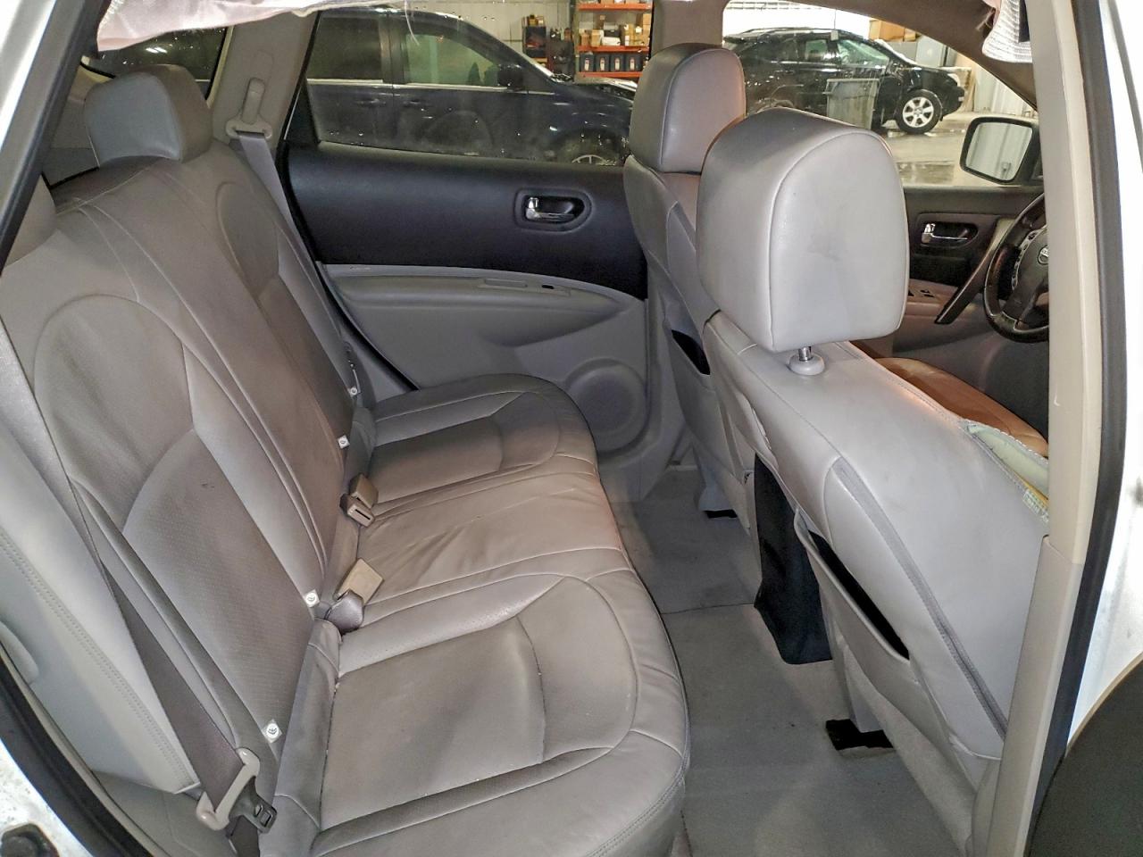 2009 NISSAN ROGUE S photo 11