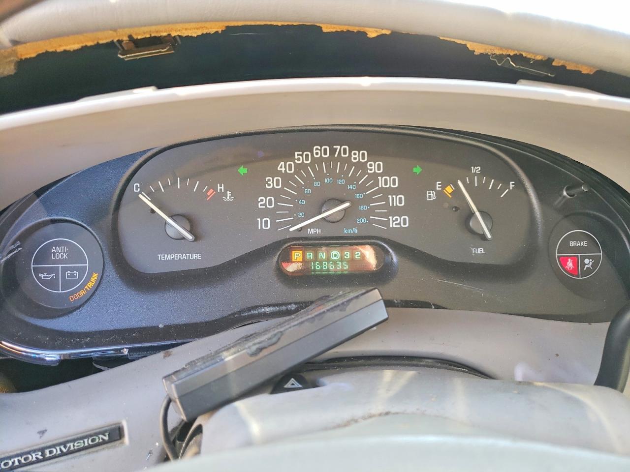 1999 BUICK CENTURY CUSTOM photo 9