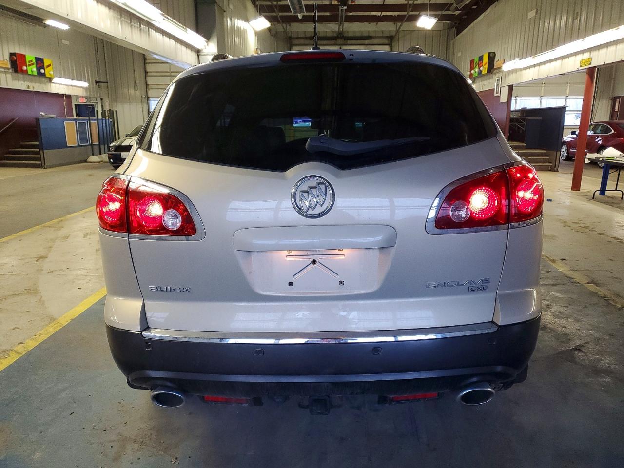 2008 BUICK ENCLAVE CXL photo 6