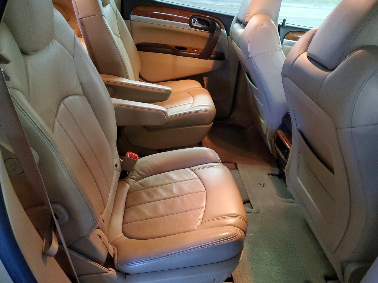 2008 BUICK ENCLAVE CXL photo 11