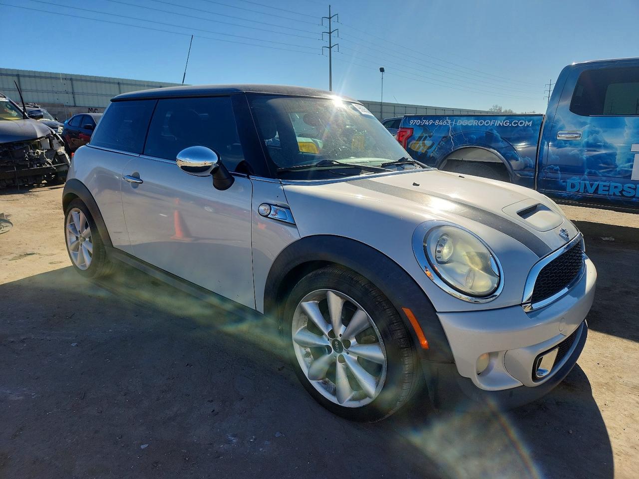 2012 MINI COOPER S photo 7