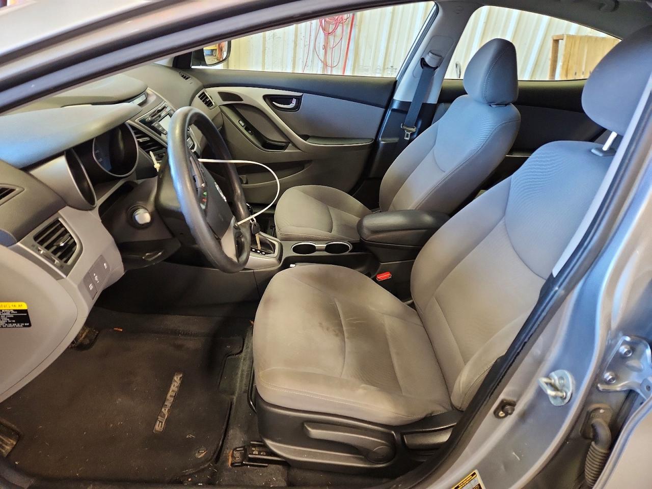 2014 HYUNDAI ELANTRA SE photo 7