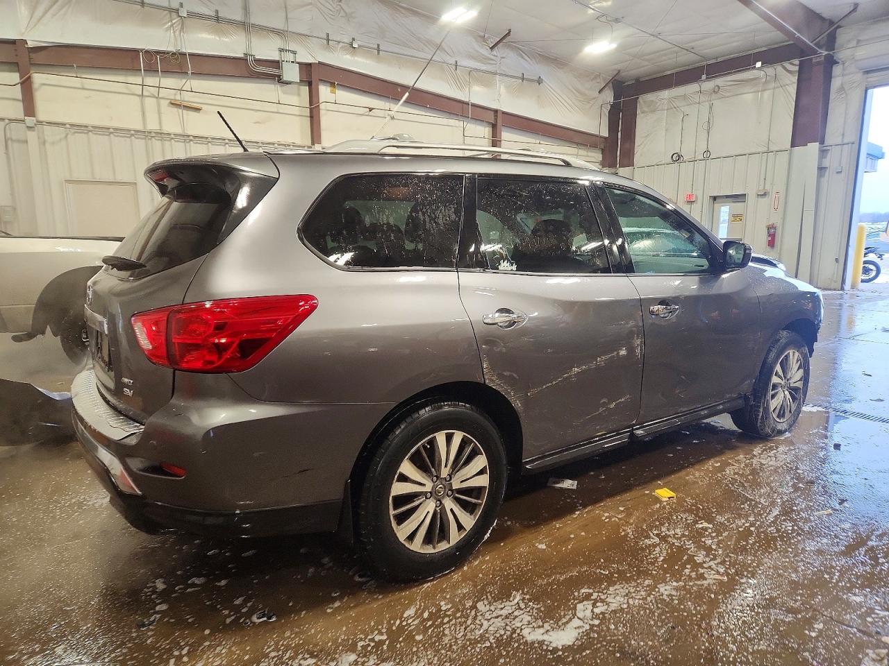 2017 NISSAN PATHFINDER S photo 3