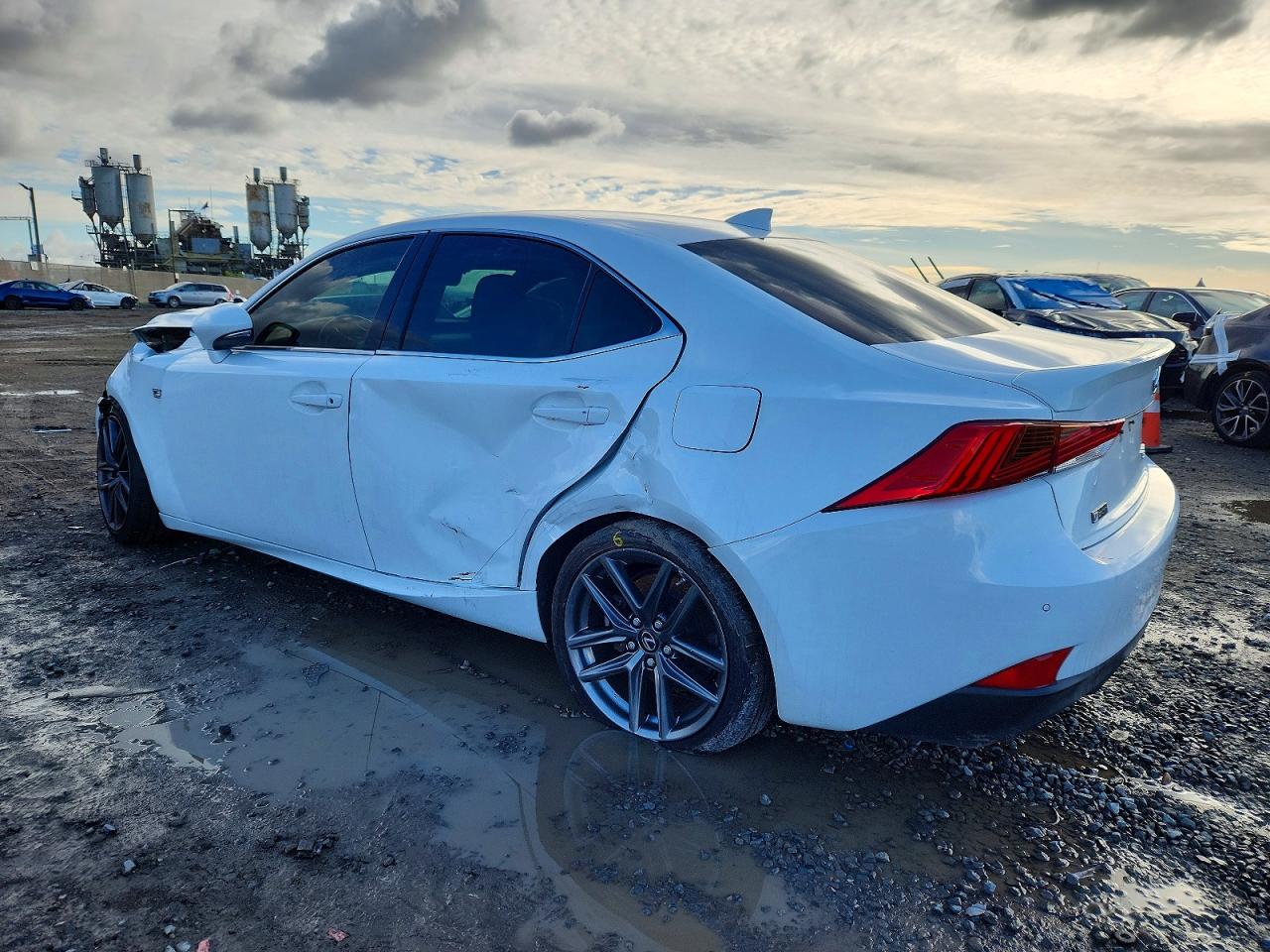 2018 LEXUS IS 350 photo 2