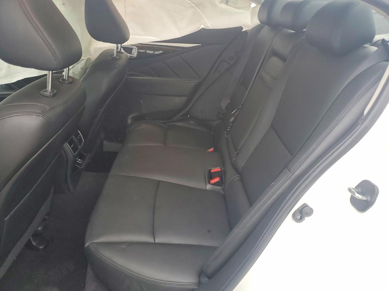 2018 INFINITI Q50 PURE photo 19