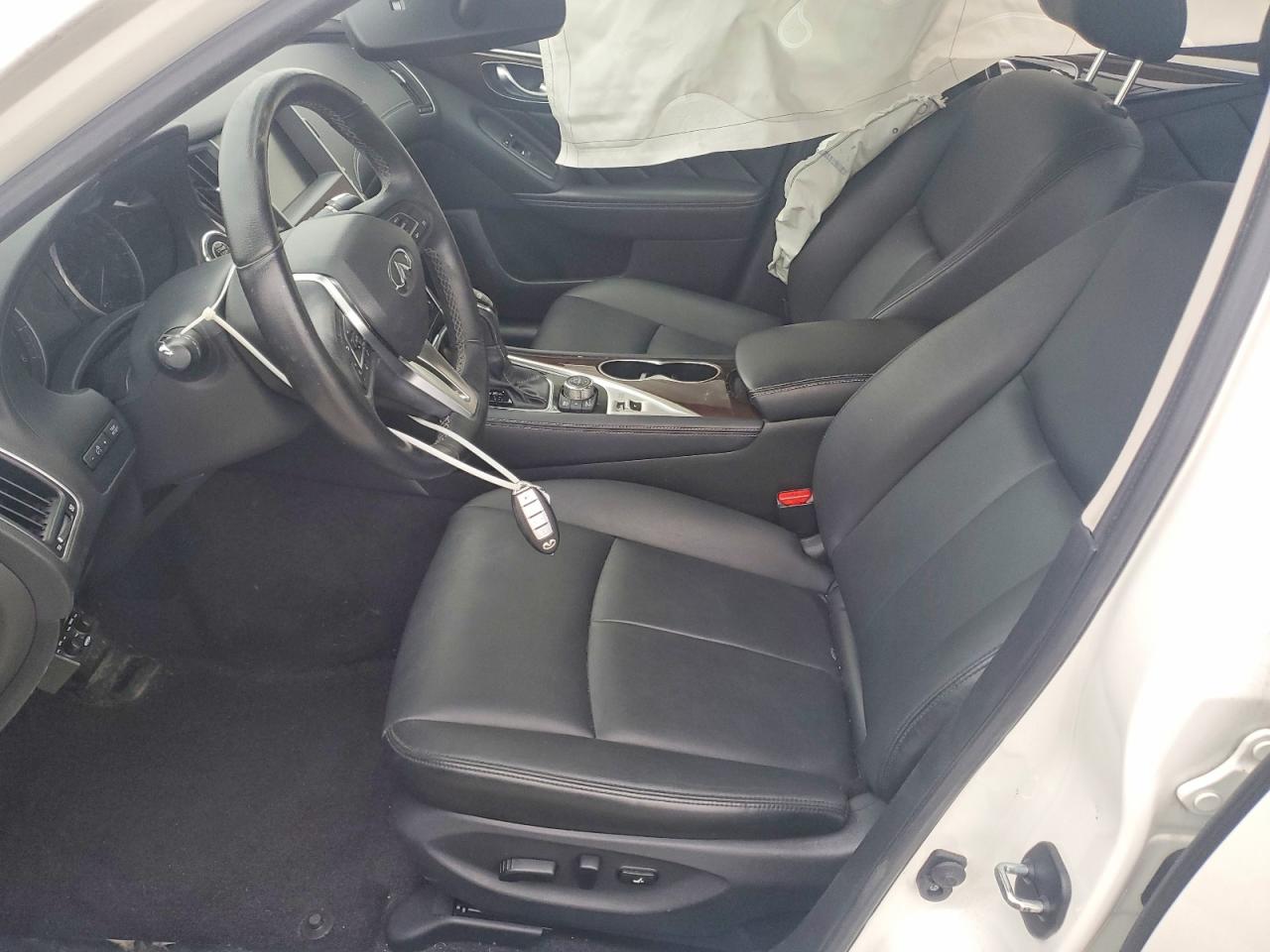 2018 INFINITI Q50 PURE photo 13