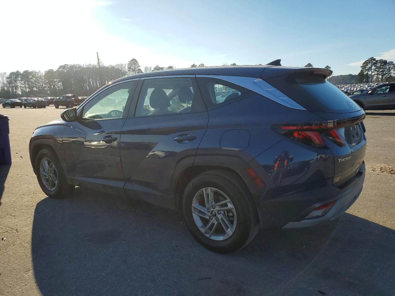2025 HYUNDAI TUCSON SE photo 2