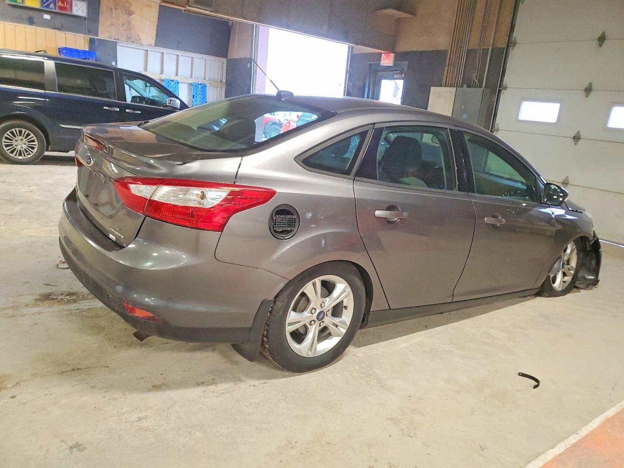 2014 FORD FOCUS SE photo 3