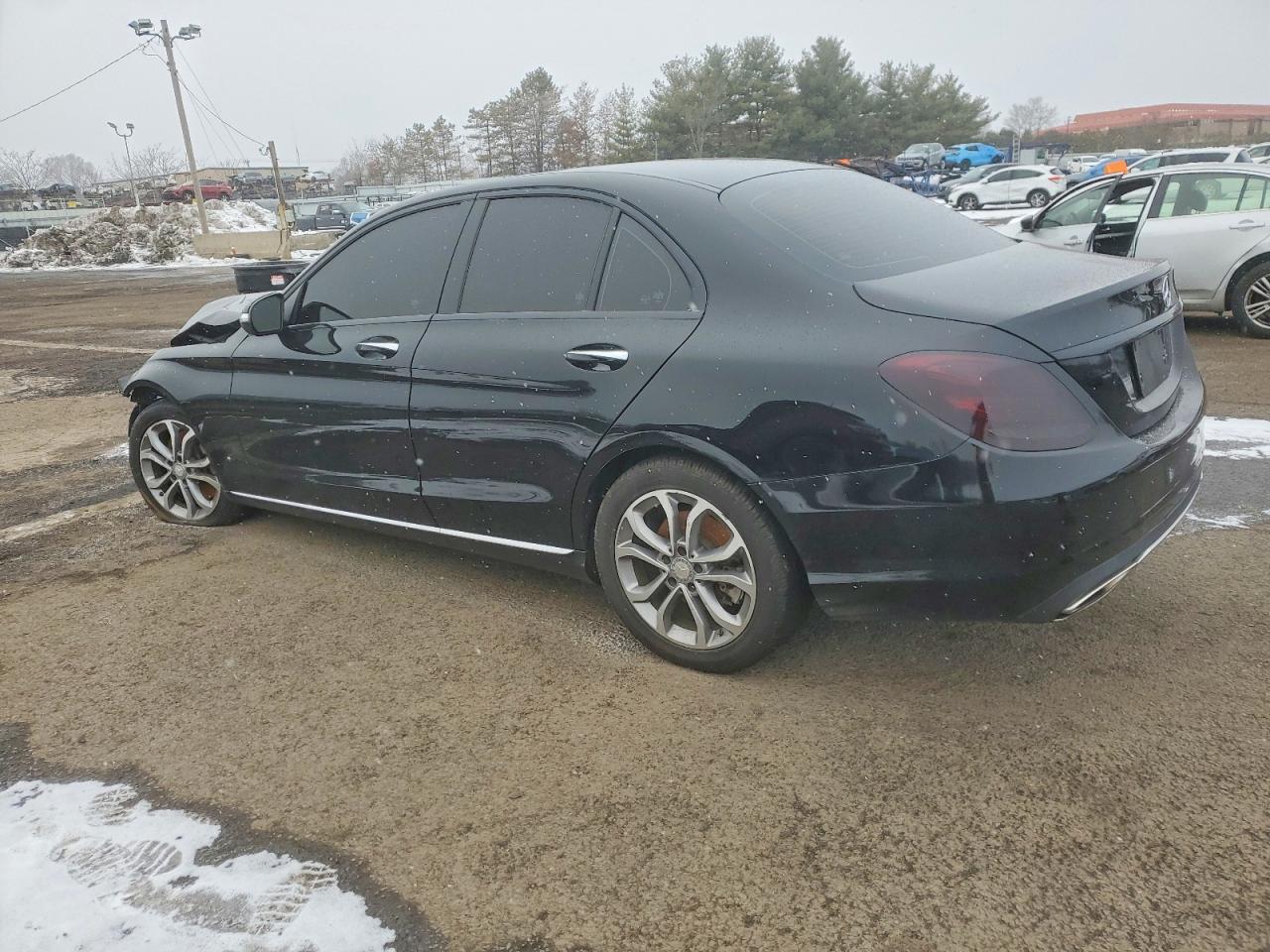 2015 MERCEDES-BENZ C 300 4MATIC photo 2