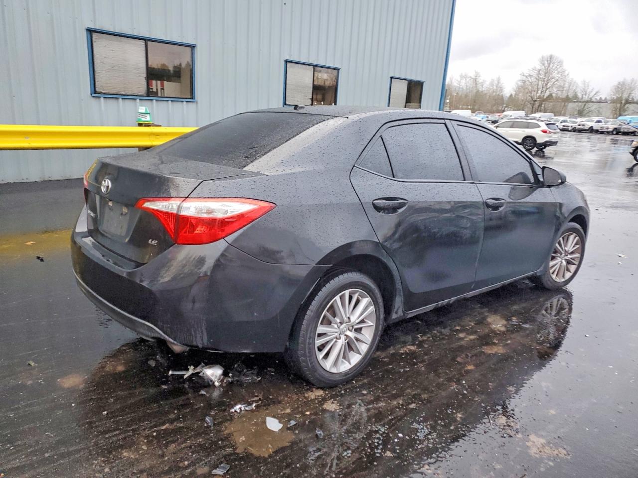 2015 TOYOTA COROLLA L photo 3