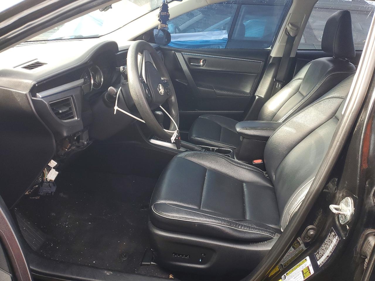 2015 TOYOTA COROLLA L photo 7