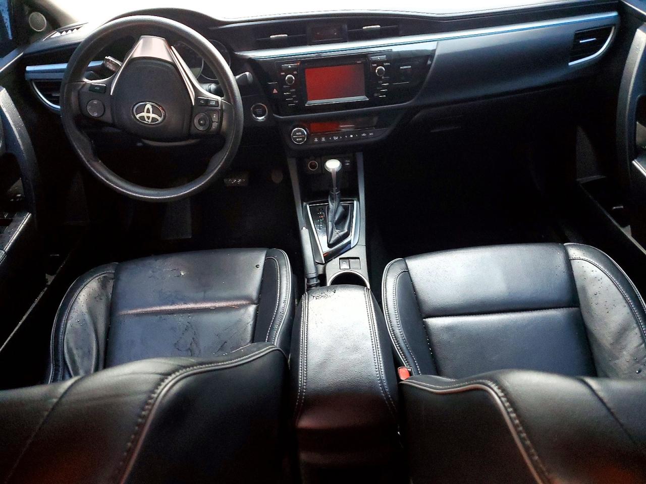 2015 TOYOTA COROLLA L photo 8