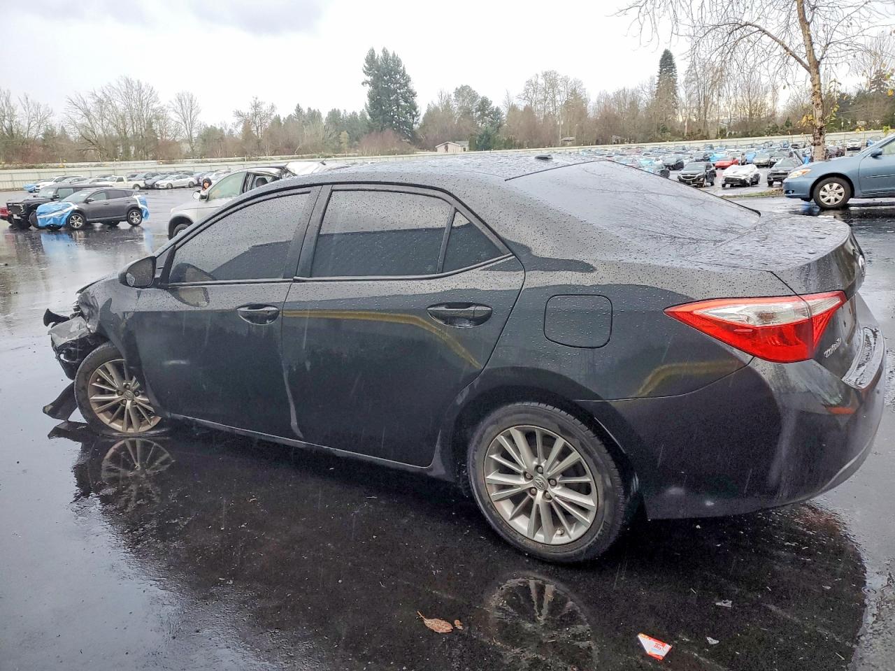 2015 TOYOTA COROLLA L photo 2