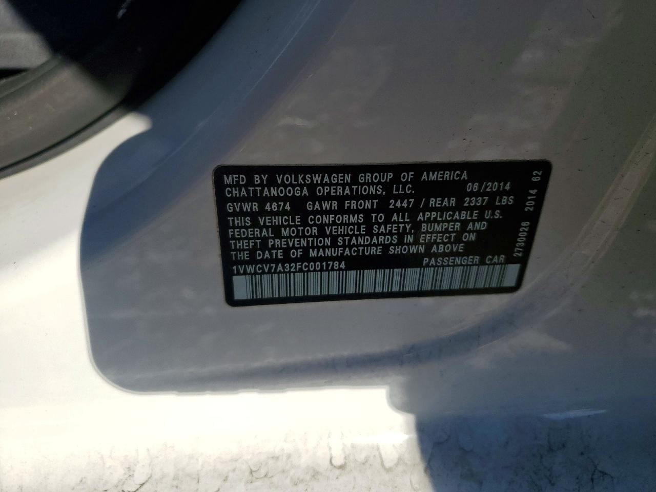2015 VOLKSWAGEN PASSAT SEL photo 12