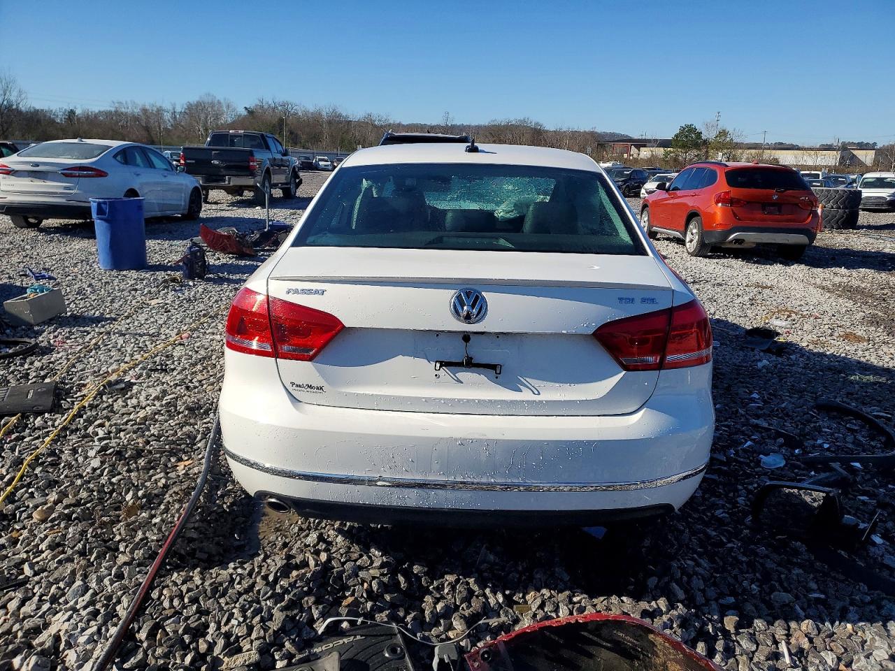 2015 VOLKSWAGEN PASSAT SEL photo 6