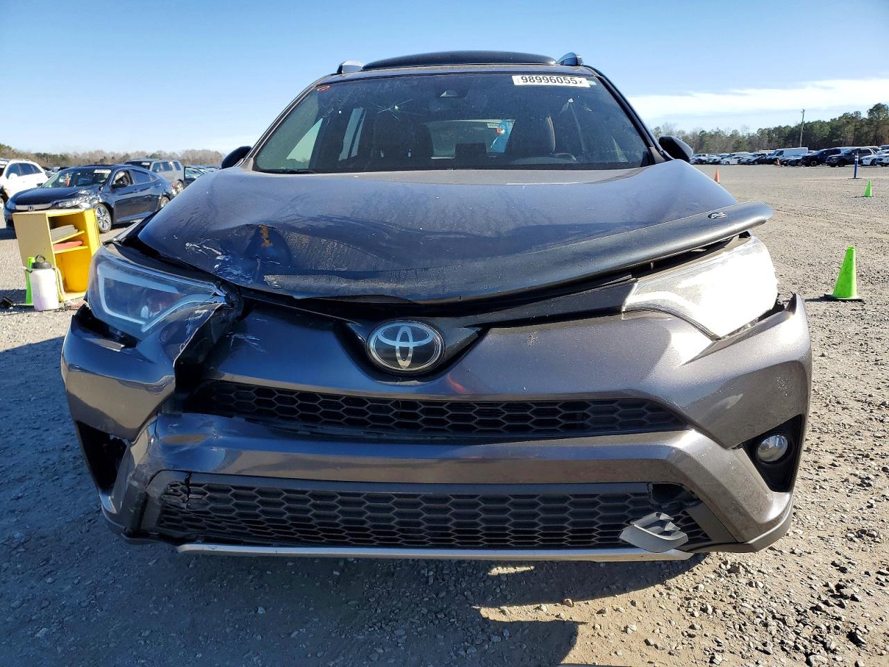 2018 TOYOTA RAV4 SE photo 9