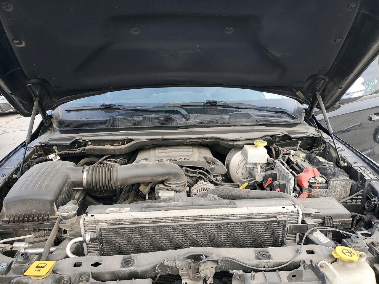 2019 RAM 1500 LARAMIE photo 11
