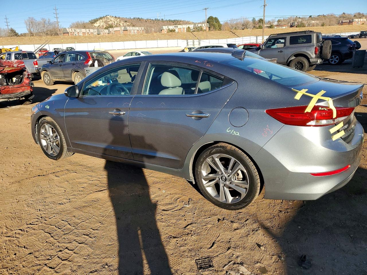 2017 HYUNDAI ELANTRA SE photo 2