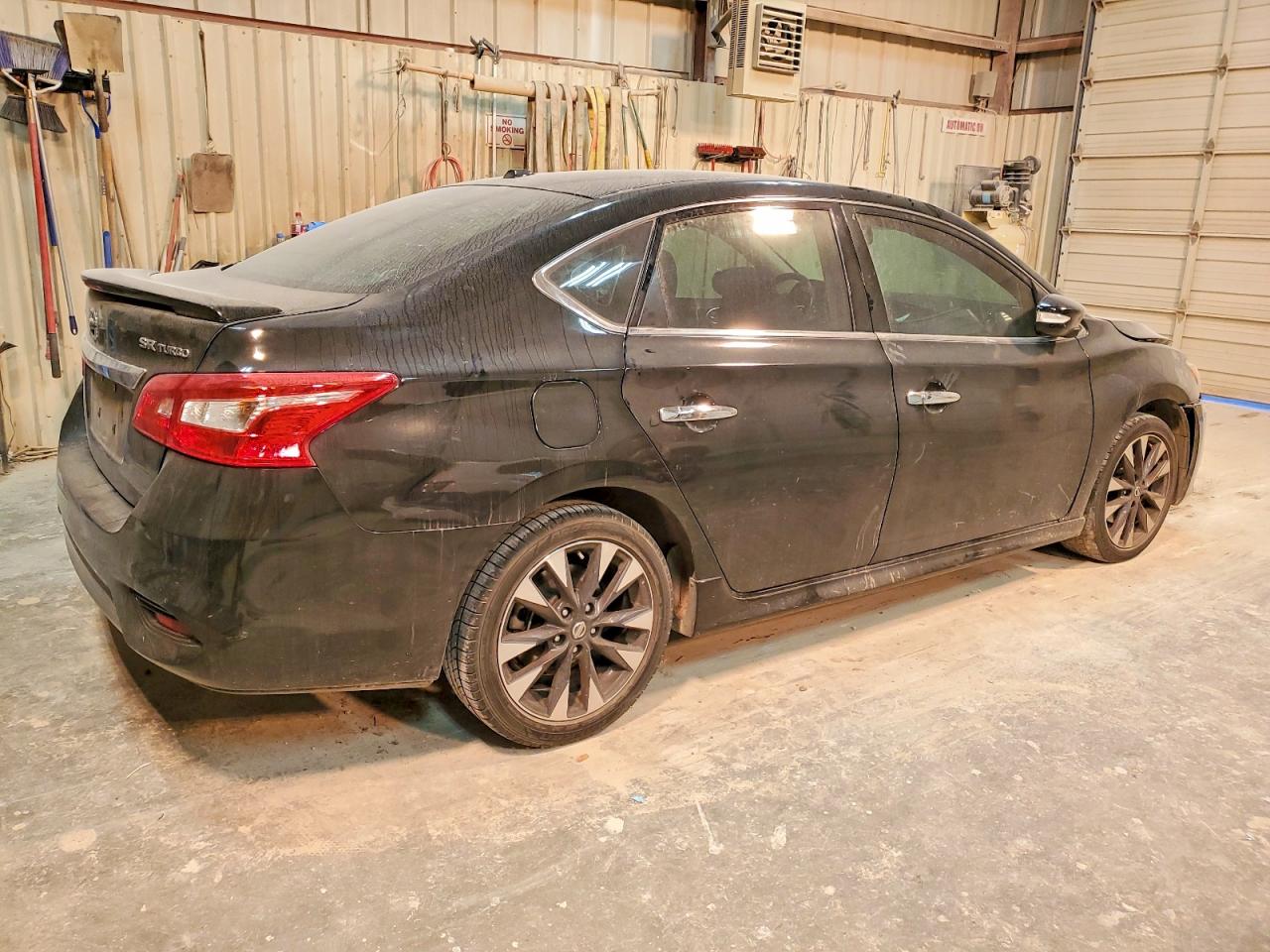 2017 NISSAN SENTRA SR TURBO photo 3