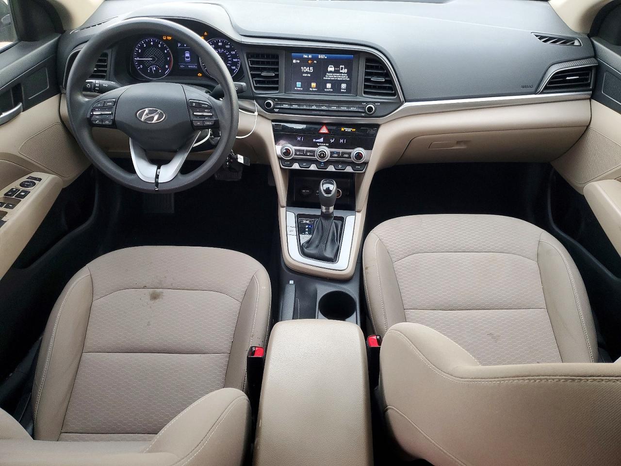 2020 HYUNDAI ELANTRA SEL photo 8