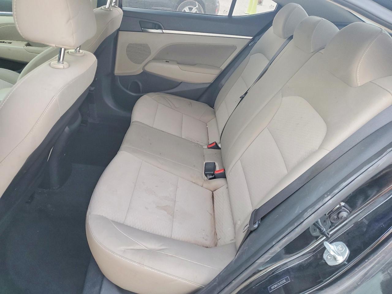 2020 HYUNDAI ELANTRA SEL photo 10