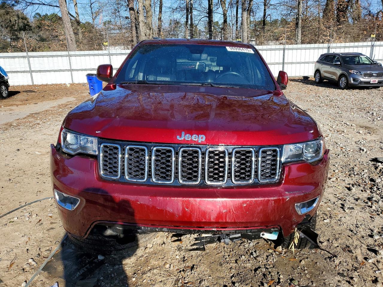 2020 JEEP GRAND CHEROKEE LAREDO photo 5