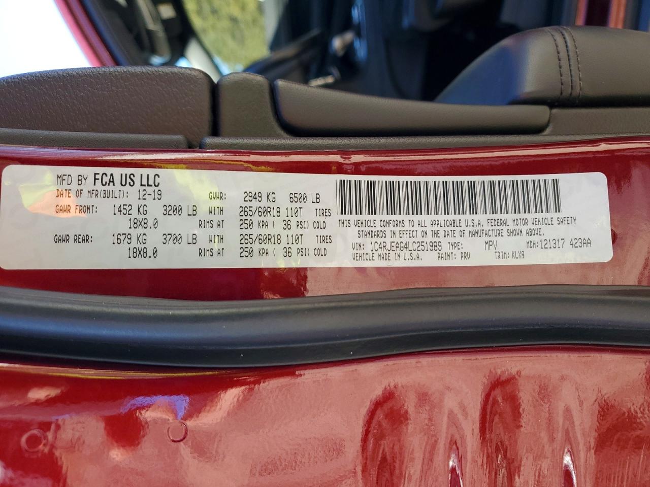 2020 JEEP GRAND CHEROKEE LAREDO photo 13