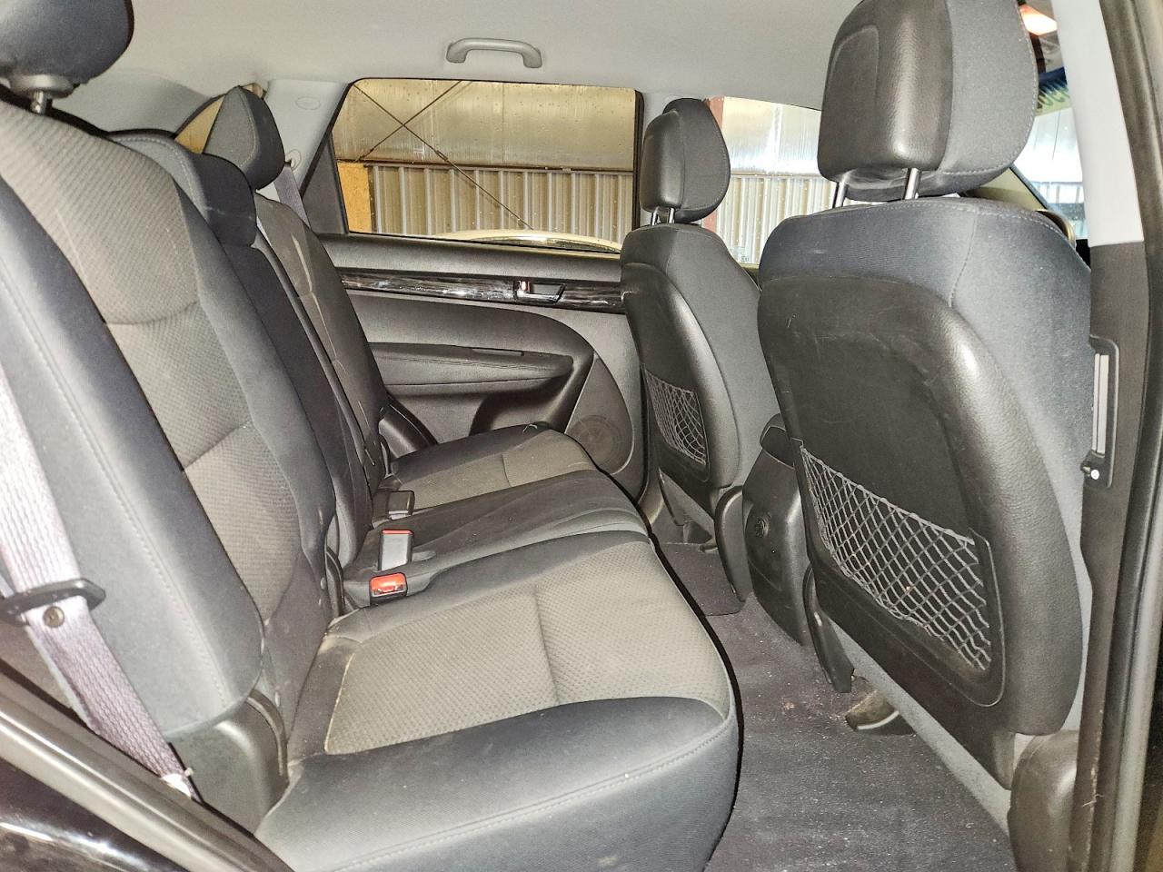 2011 KIA SORENTO photo 19