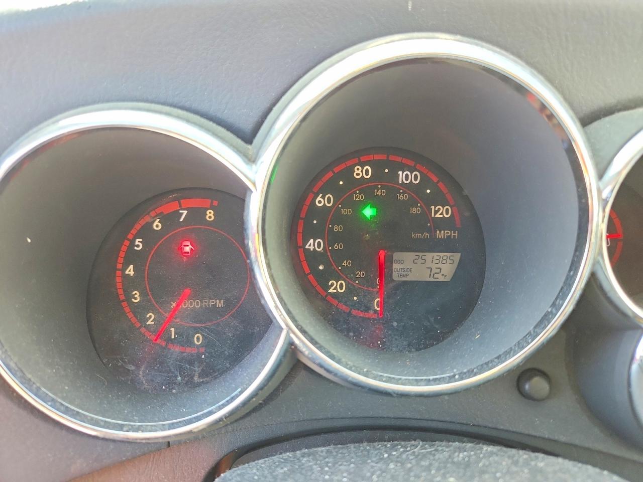 2006 TOYOTA COROLLA MATRIX XR photo 9
