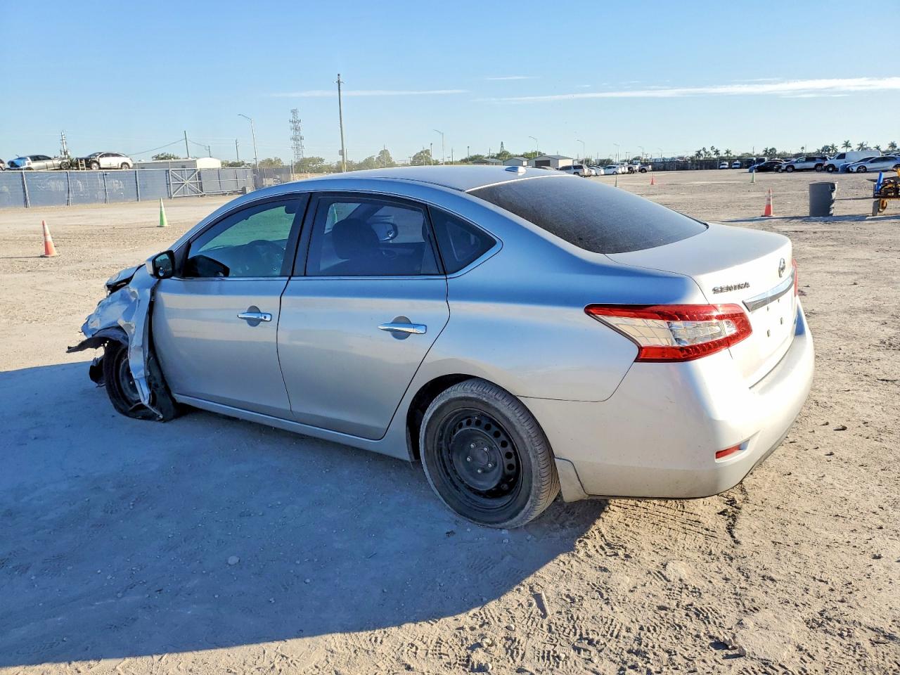 2013 NISSAN SENTRA S photo 2