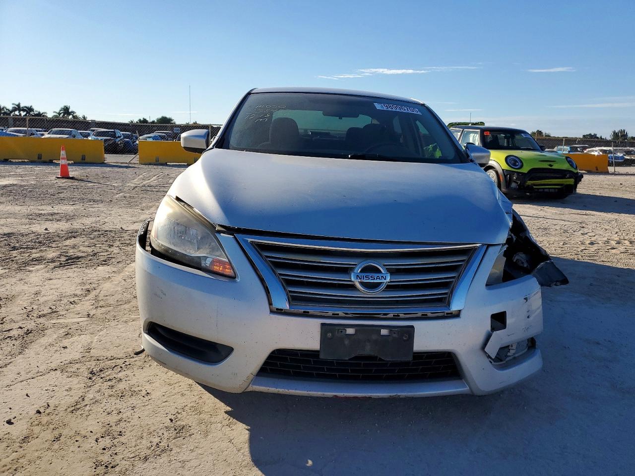 2013 NISSAN SENTRA S photo 5