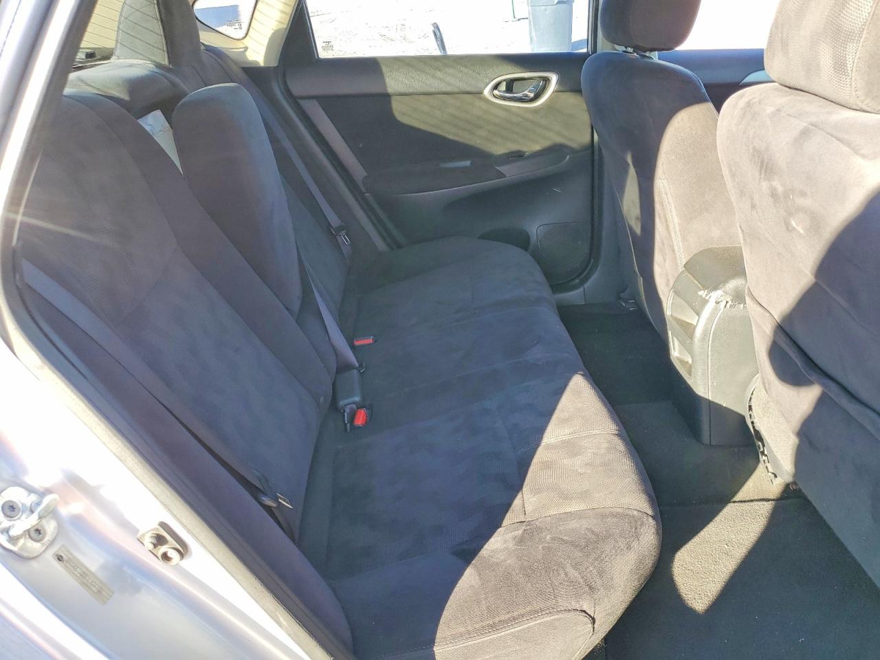 2013 NISSAN SENTRA S photo 10