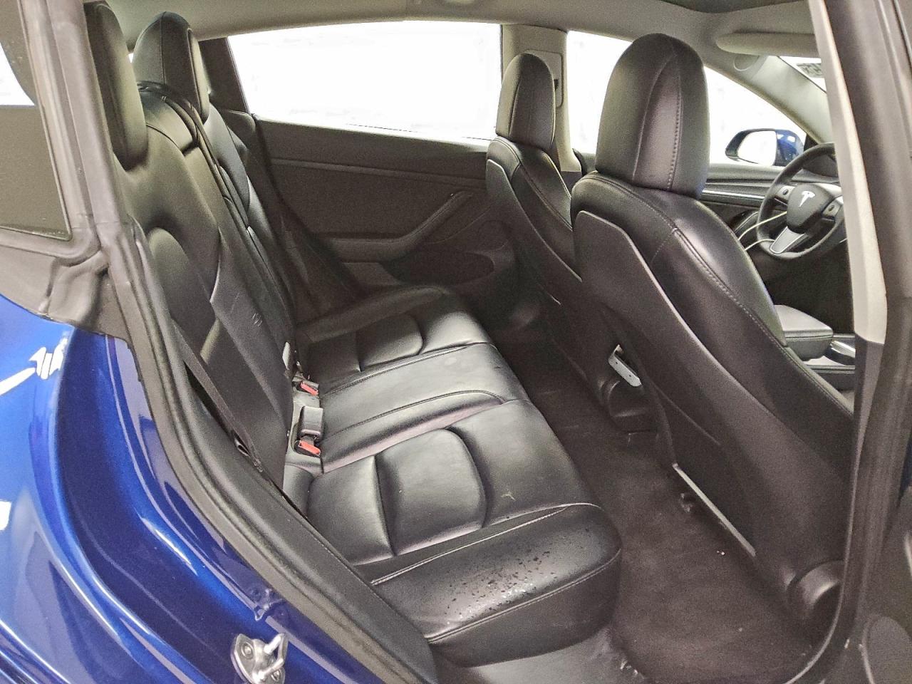 2022 TESLA MODEL 3 photo 10