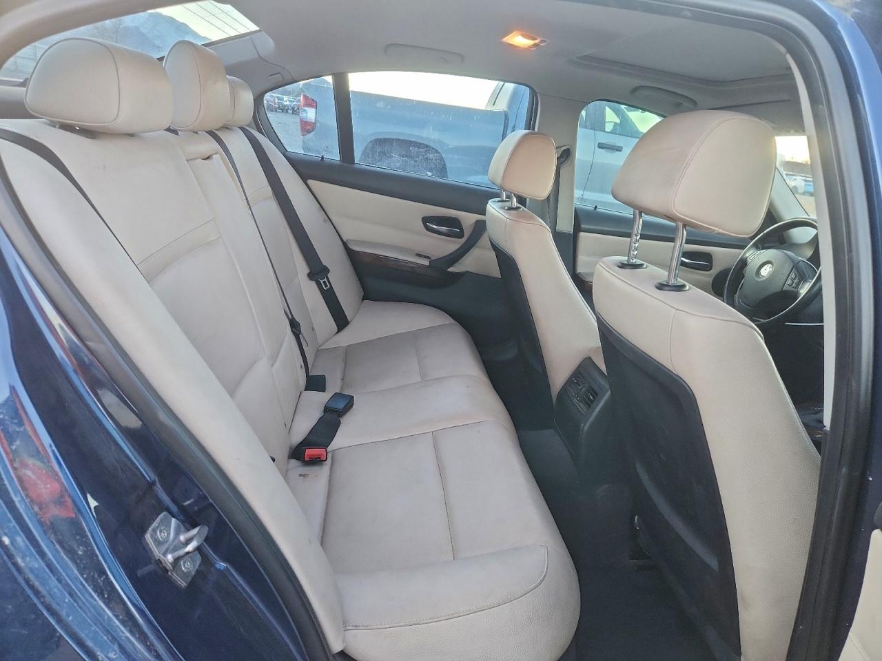 2011 BMW 335 I photo 10